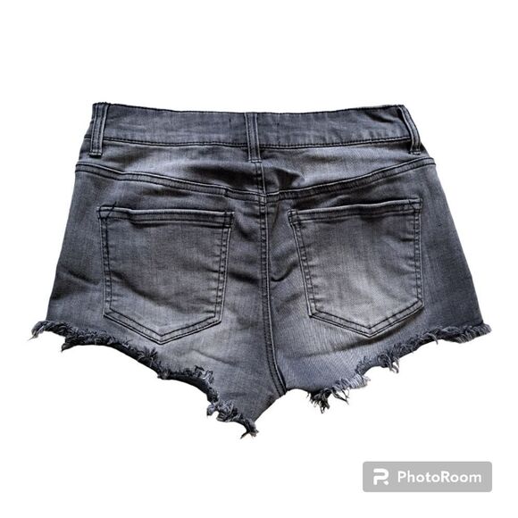 Altar'd State Distressed Henrix Raw Hem Rewash Black Summer Short Size 27 - Picture 3 of 15
